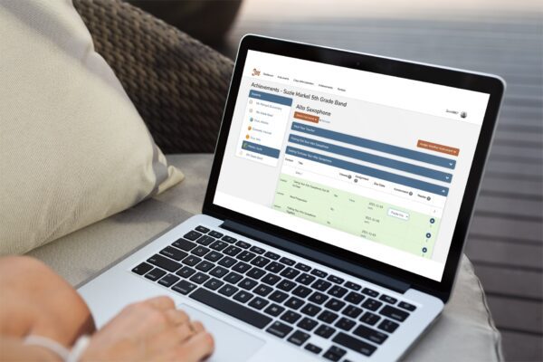 Teacher tracking student progress on Practicing Musician platform